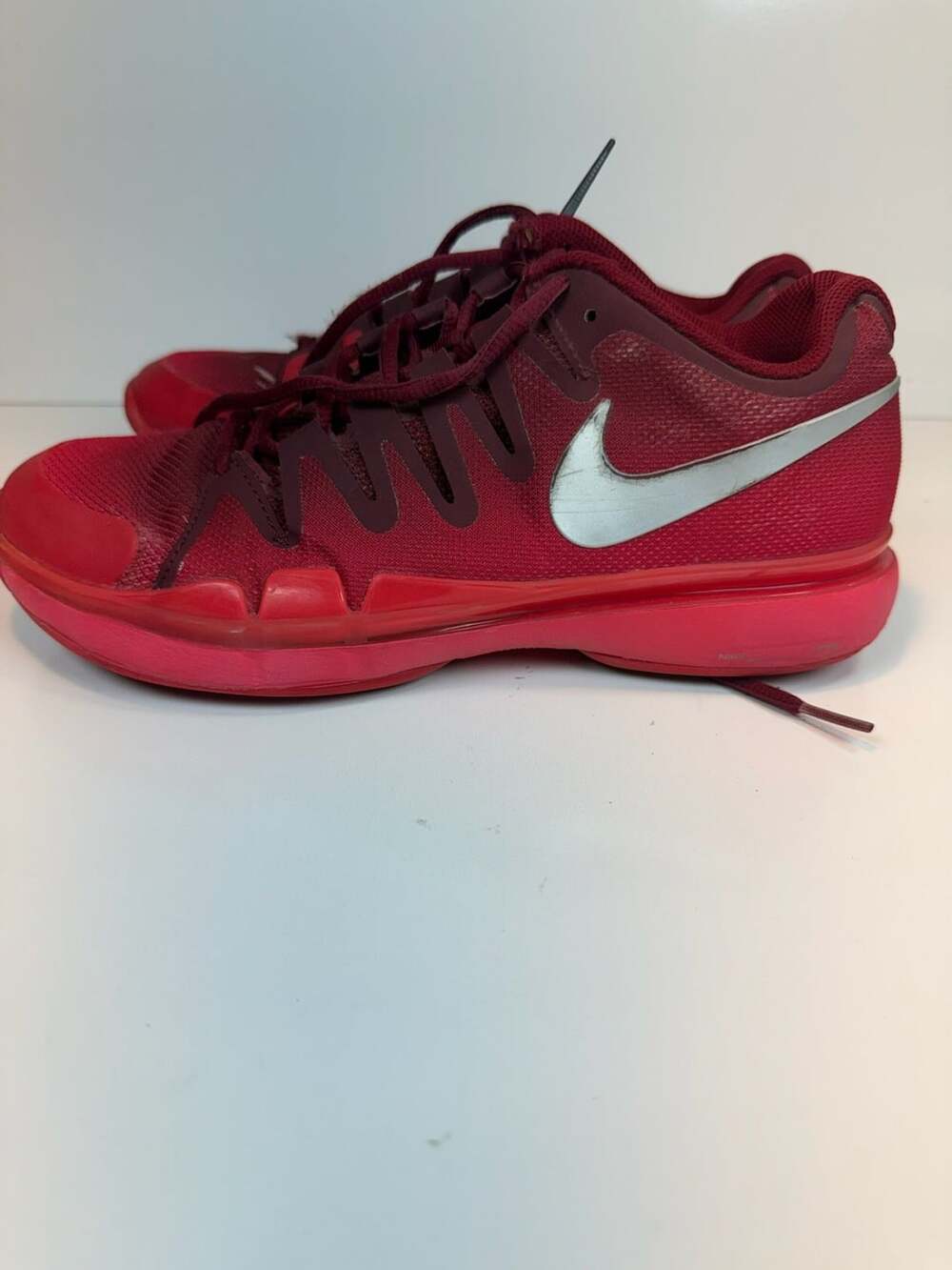 Nike Zoom Vapor 9.5 Tour Team Red Metallic Silver (women)